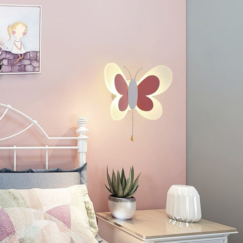 Fluttera - LED wall light with butterfly design