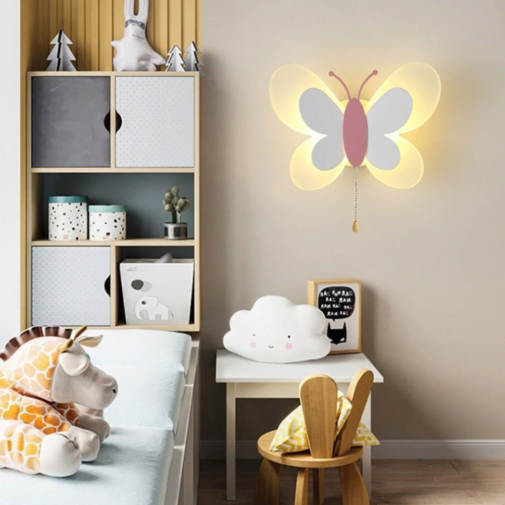 Fluttera - LED wall light with butterfly design