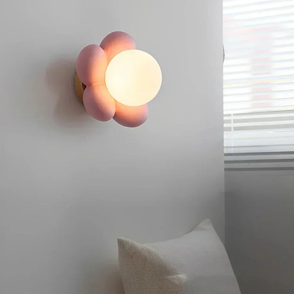 PetalGlow - Cream-coloured flower wall light